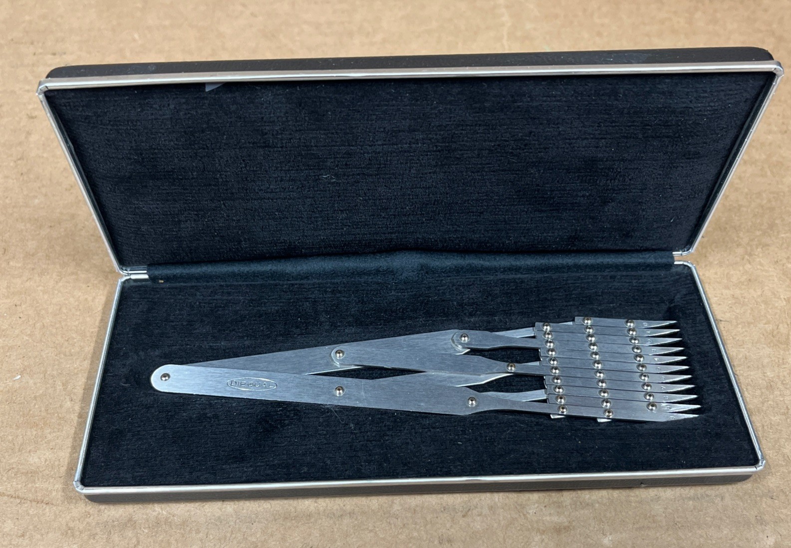 Vintage Pacific Arc PA-0600 DIEQUAL Equal Spacing 11 Point Divider - Japan