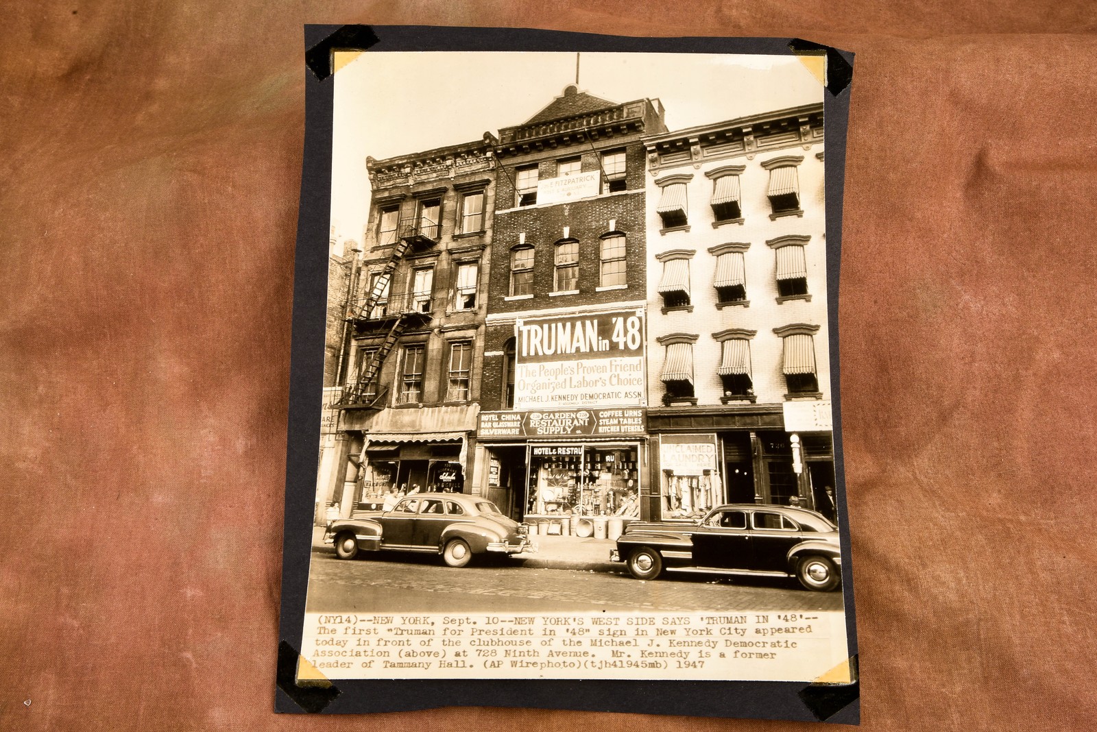 New York City Truman \'48 Campaign Billboard Tammany Hall 1947 AP Wire Photo V38