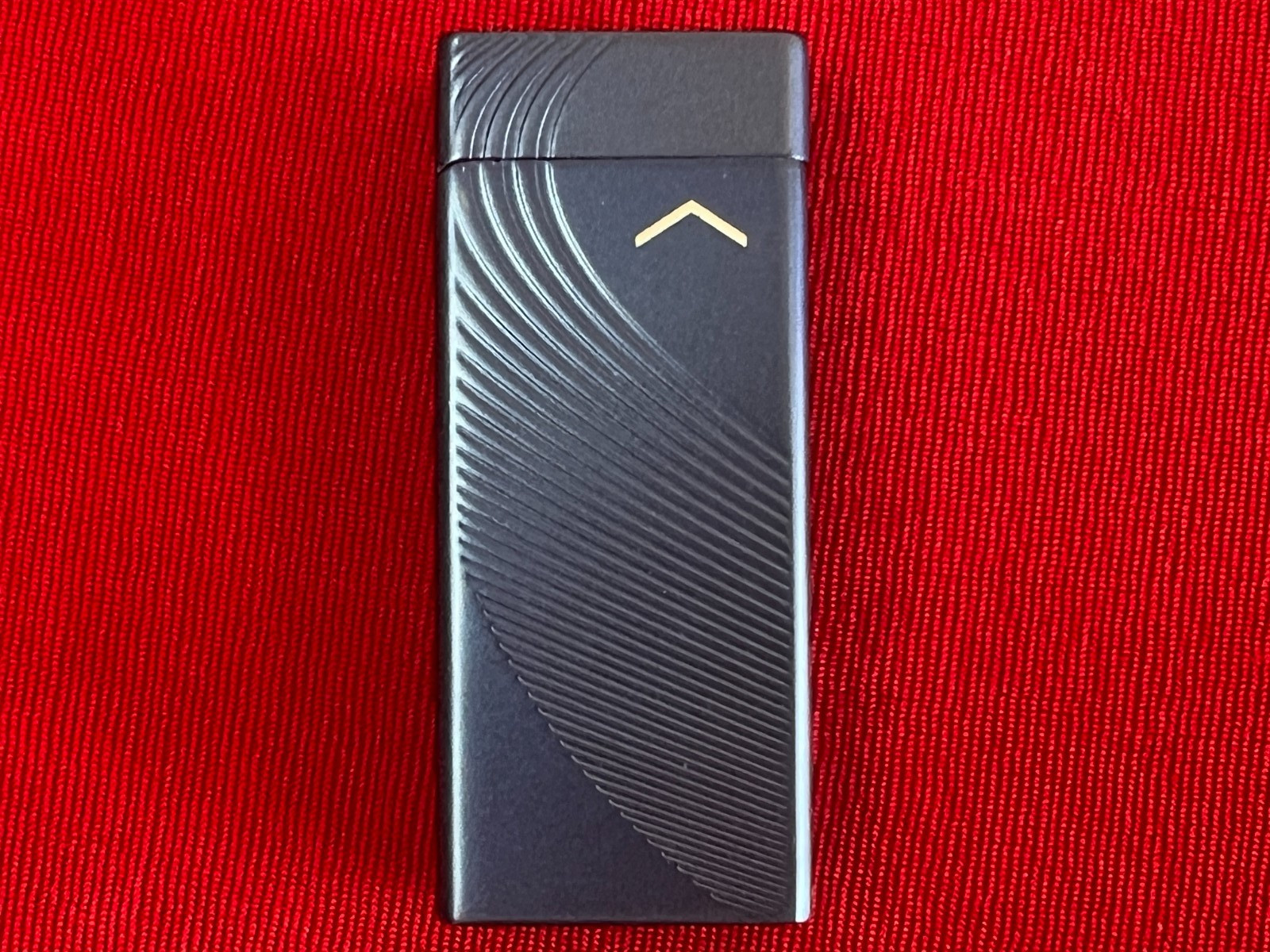 Vintage Marlboro Blue Metal Cigarette Lighter Promotional Original