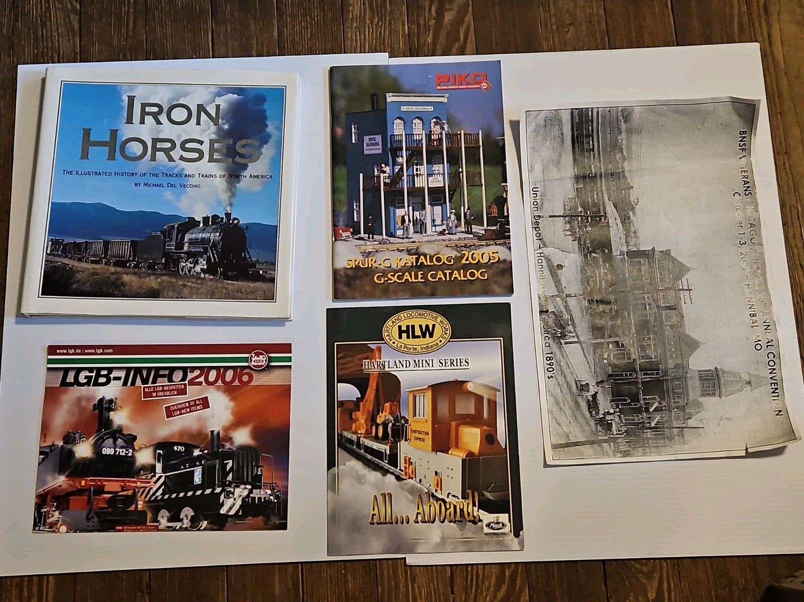 5 Mixed Lot Train/Railroad Hardcover Catalogs Publications BNSF Convention Copy