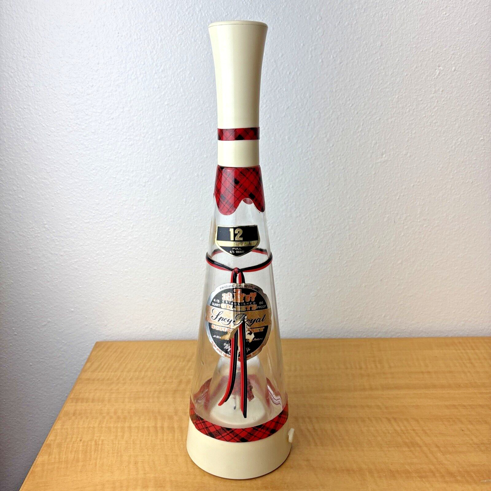Spey Royal Dancing Scotsman Music Box Bottle Decanter