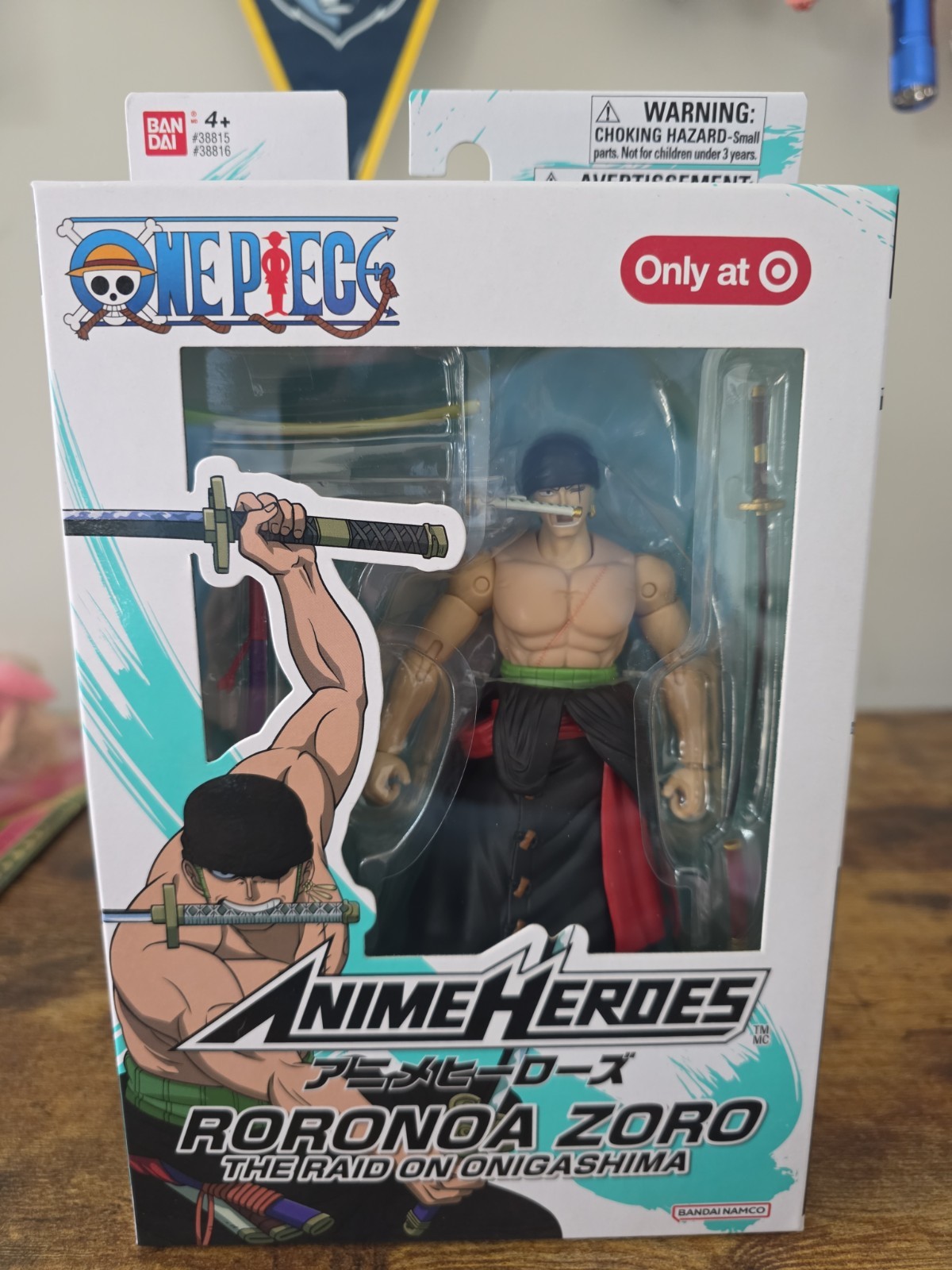 TARGET EXCLUSIVE Bandai Anime Heroes Roronoa Zoro  Raid on Onigashima Figure