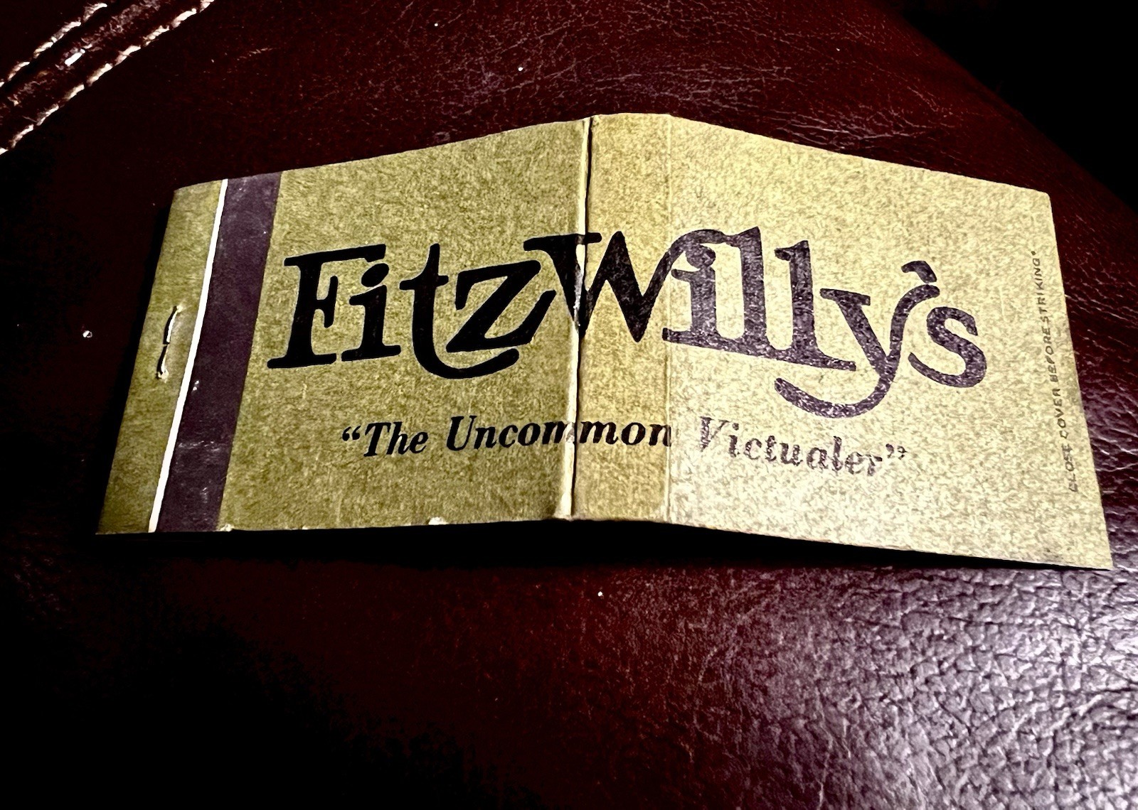 FitzWilly’s Restaurant/Bar, Northampton/ New Haven, CT, Full Unstruck Matchbook FitzWilly’s Restaurant/Bar, Northampton/ New Haven, CT, Full Unstruck Matchbook