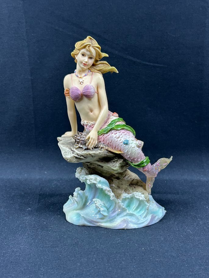 Munro Mermaid Syrens of the Sea Erynn SS613 Vintage Figurine 2004 Excellent Co