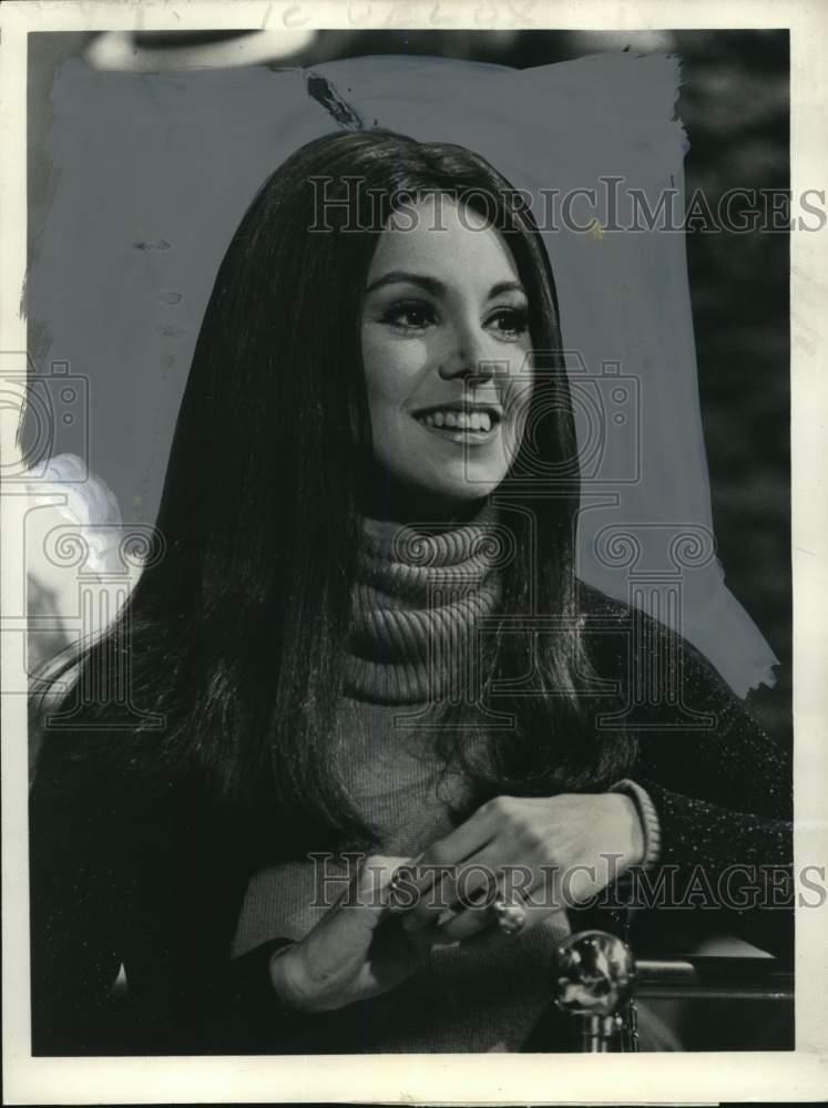 1974 Press Photo Marlo Thomas in \ 1974 Press Photo Marlo Thomas in \
