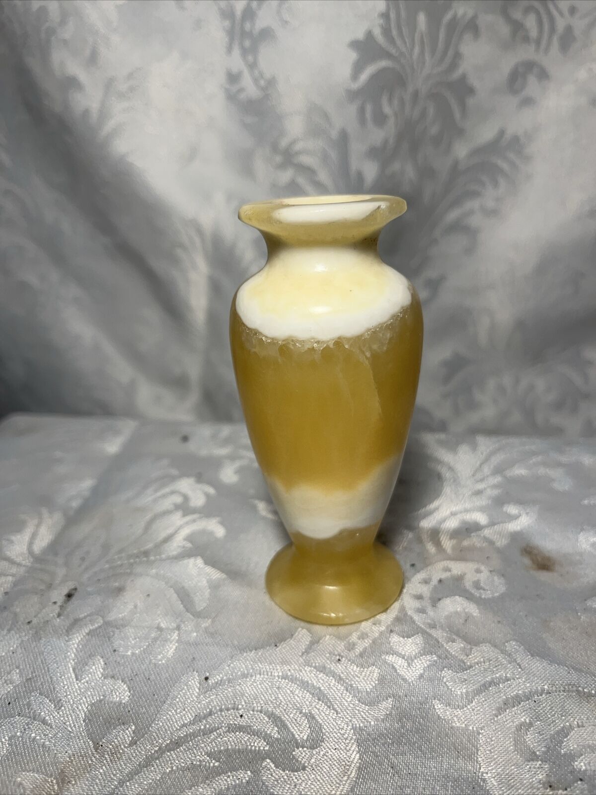 VTG  Hand Carved Alabaster Marble Onyx  Solid Bud Vase 4\