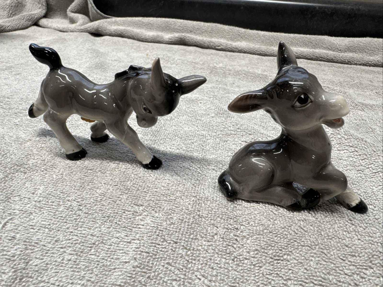 Pair Relco Vintage Ceramic Donkey Salt And Pepper *Repaired* Ships Free Tracked