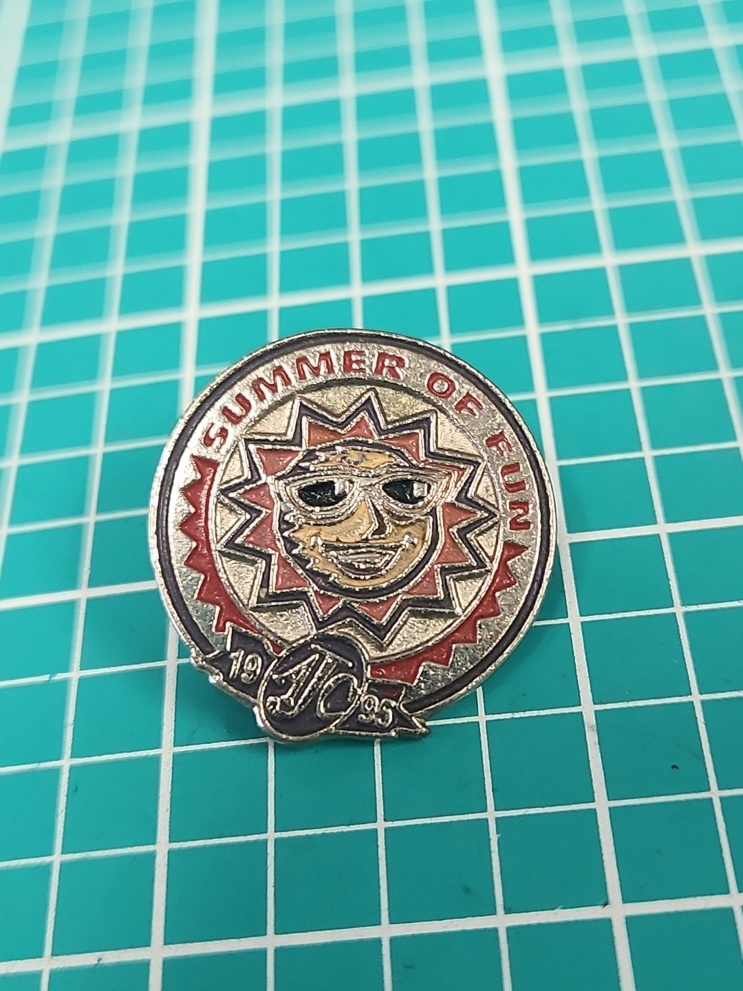Vtg Summer Of Fun AJC 1995 Silver Tone Lapel Pin Vtg Summer Of Fun AJC 1995 Silver Tone Lapel Pin