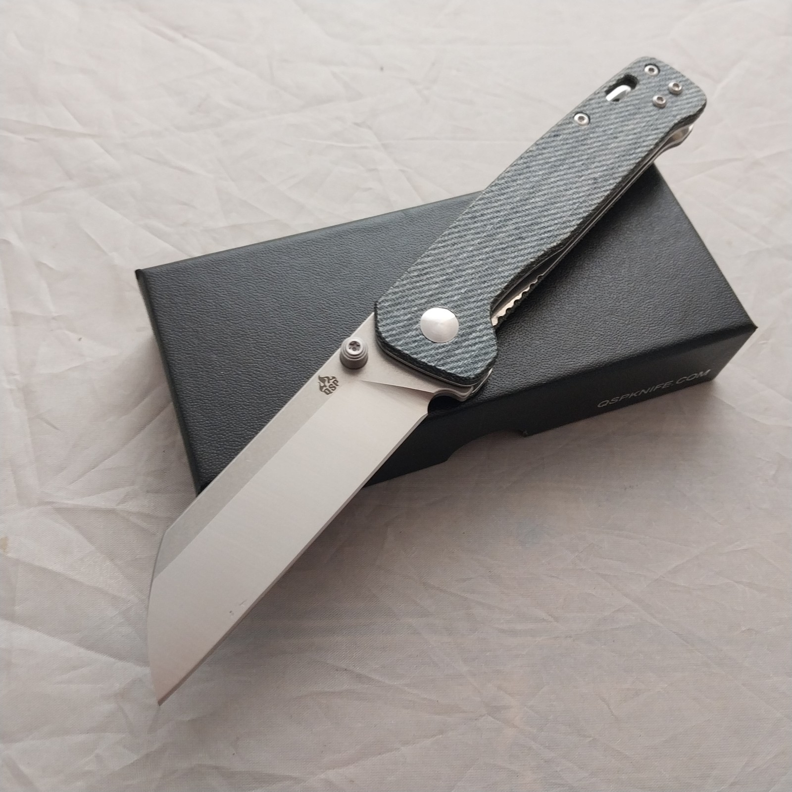 QSP Knife Penguin V2 Linerlock Denim Micarta Folding D2 Steel Knife 130V2B1
