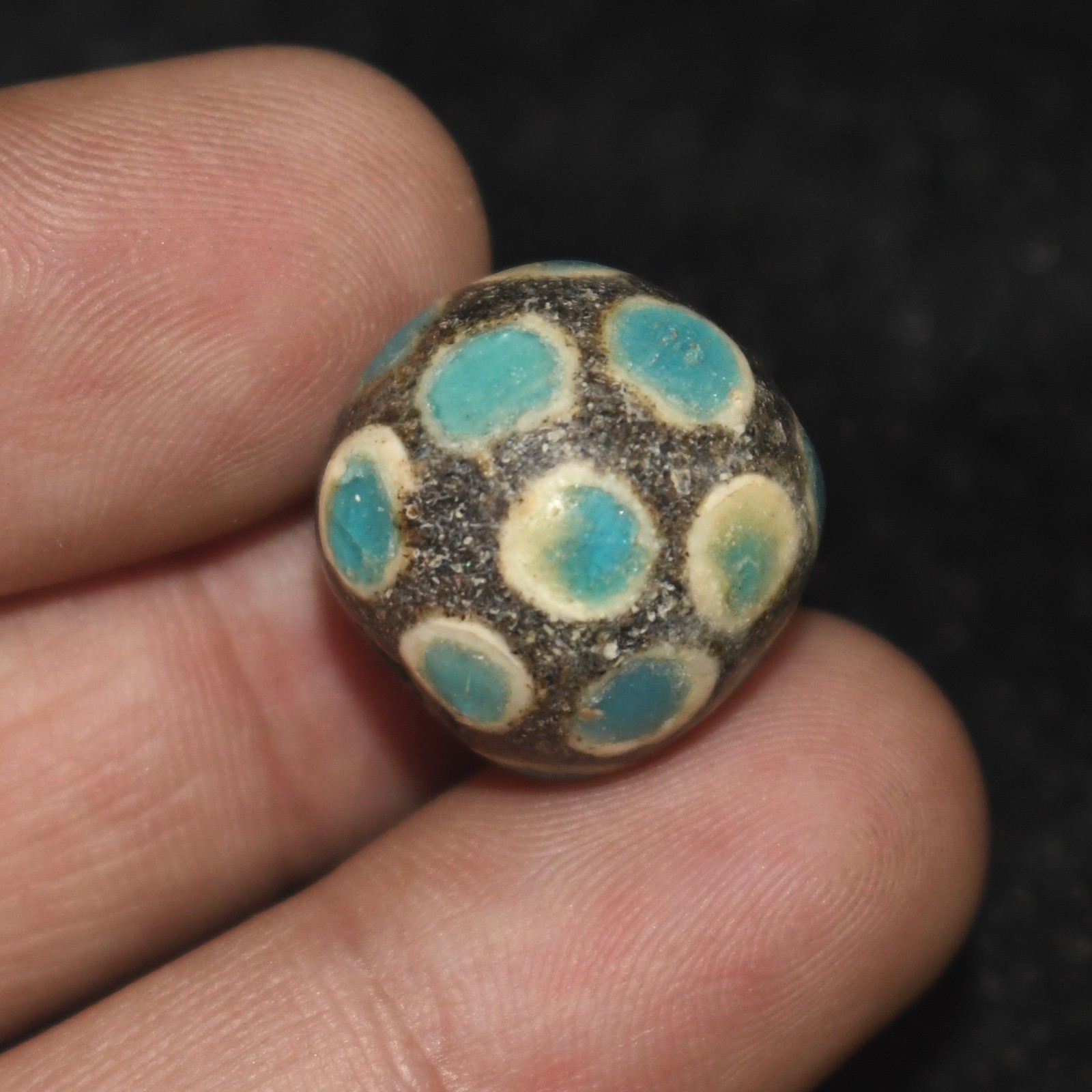 Large Ancient Roman Glass Bead with Eyes in good Condition