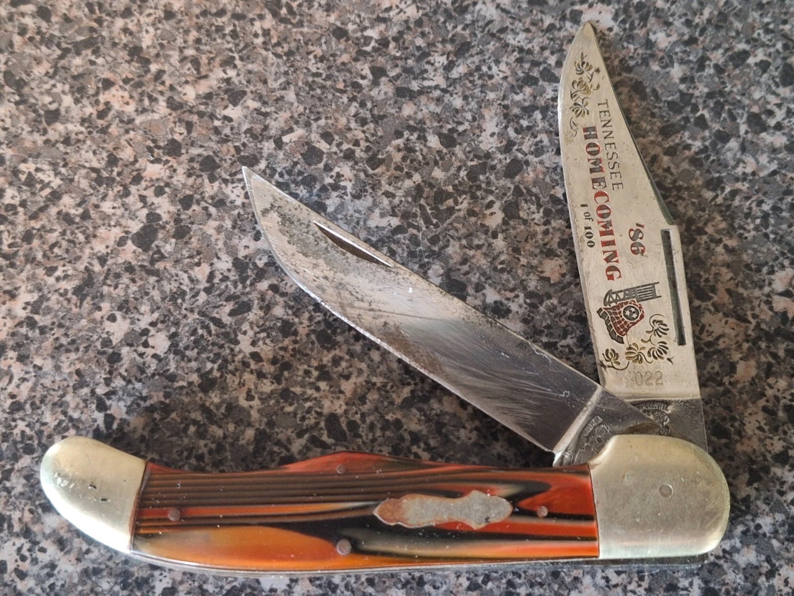 Rare VINTAGE 1986 FIGHT'N ROOSTER TENNESSEE Homecoming HUNTER KNIFE USED