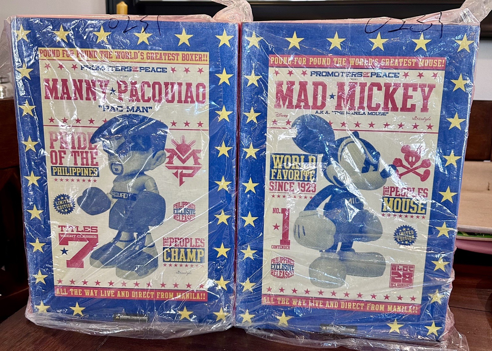 MINDstyle Bloc28 SDCC Mad Mickey × Manny Pacquiao Vinyl Figure Set with Bag