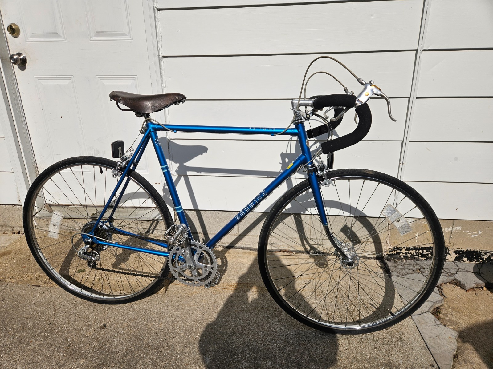  Schwinn Le Tour  1982  Ready to ride.