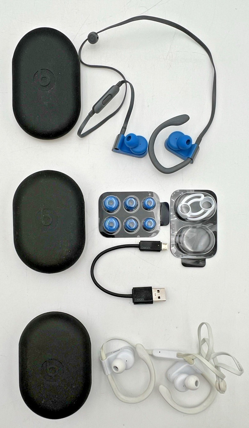 (2) POWER BEATS BY DR DRE WIRELESS IN-EAR (1) BROKE EARPIECE W/EXTRAS