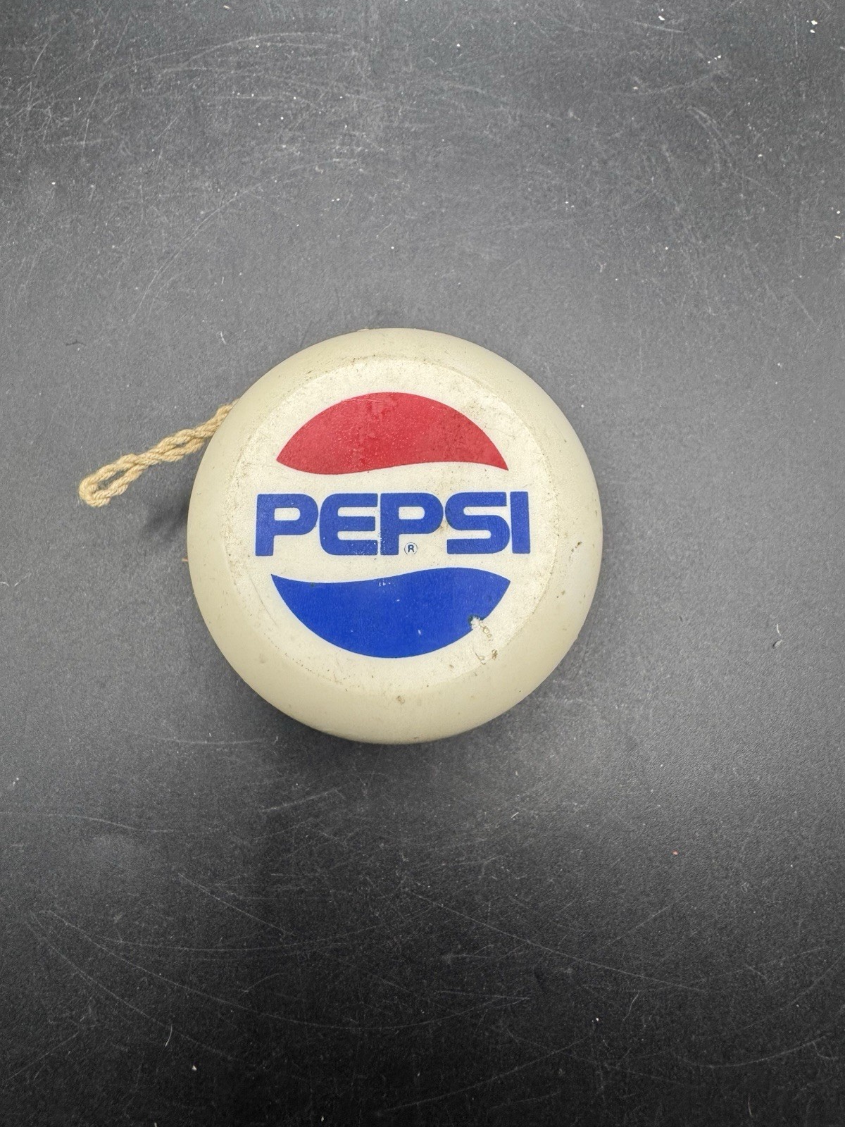 Vintage Pepsi Yo-Yo Promo Toy Retro Soda Pop Advertising Classic Globe Logo