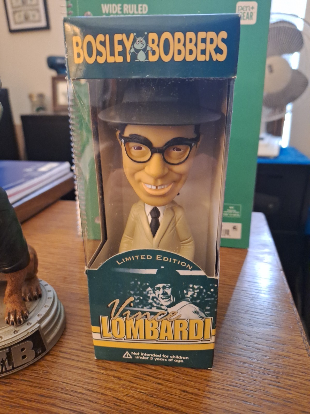 *** WOW*** 2 Classic Rare Bobble Heads/Vince Lombardi- Men in Black ll Dog -Cool *** WOW*** 2 Classic Rare Bobble Heads/Vince Lombardi- Men in Black ll Dog -Cool