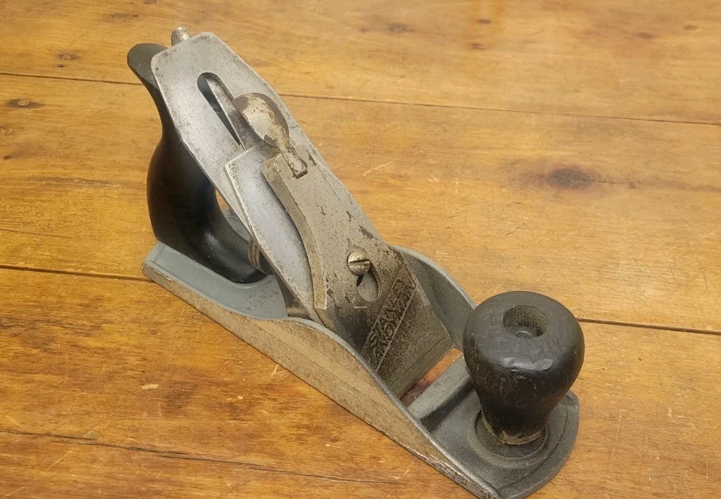 VINTAGE Stanley Handyman Wood Plane Made in USA. pre-owned VINTAGE Stanley Handyman Wood Plane Made in USA. pre-owned