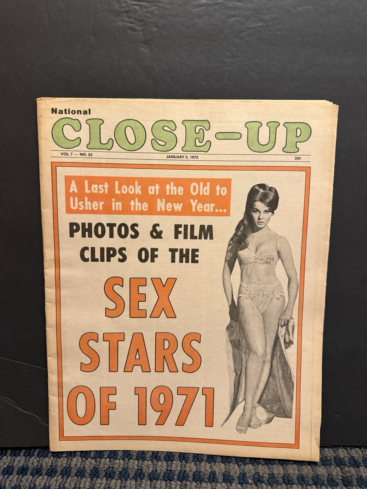 1972 Jan 3rd National Close-Up Newspaper, Sex Stars of 1971, Carrie Snodgre (10U 1972 Jan 3rd National Close-Up Newspaper, Sex Stars of 1971, Carrie Snodgre (10U