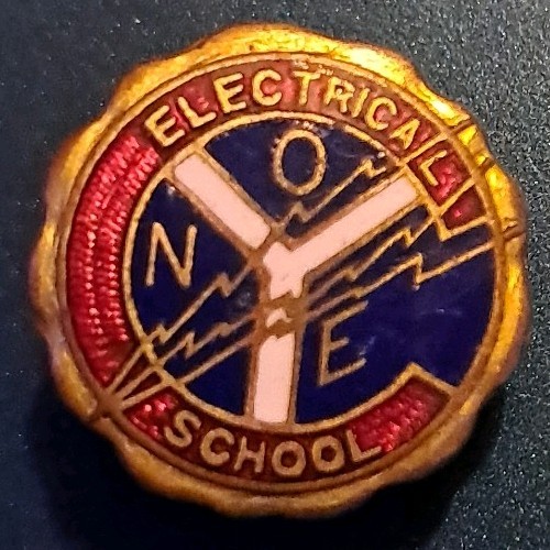 RARE Antique 1910s 1920s NYES New York Electrical School Enamel Pin Badge 