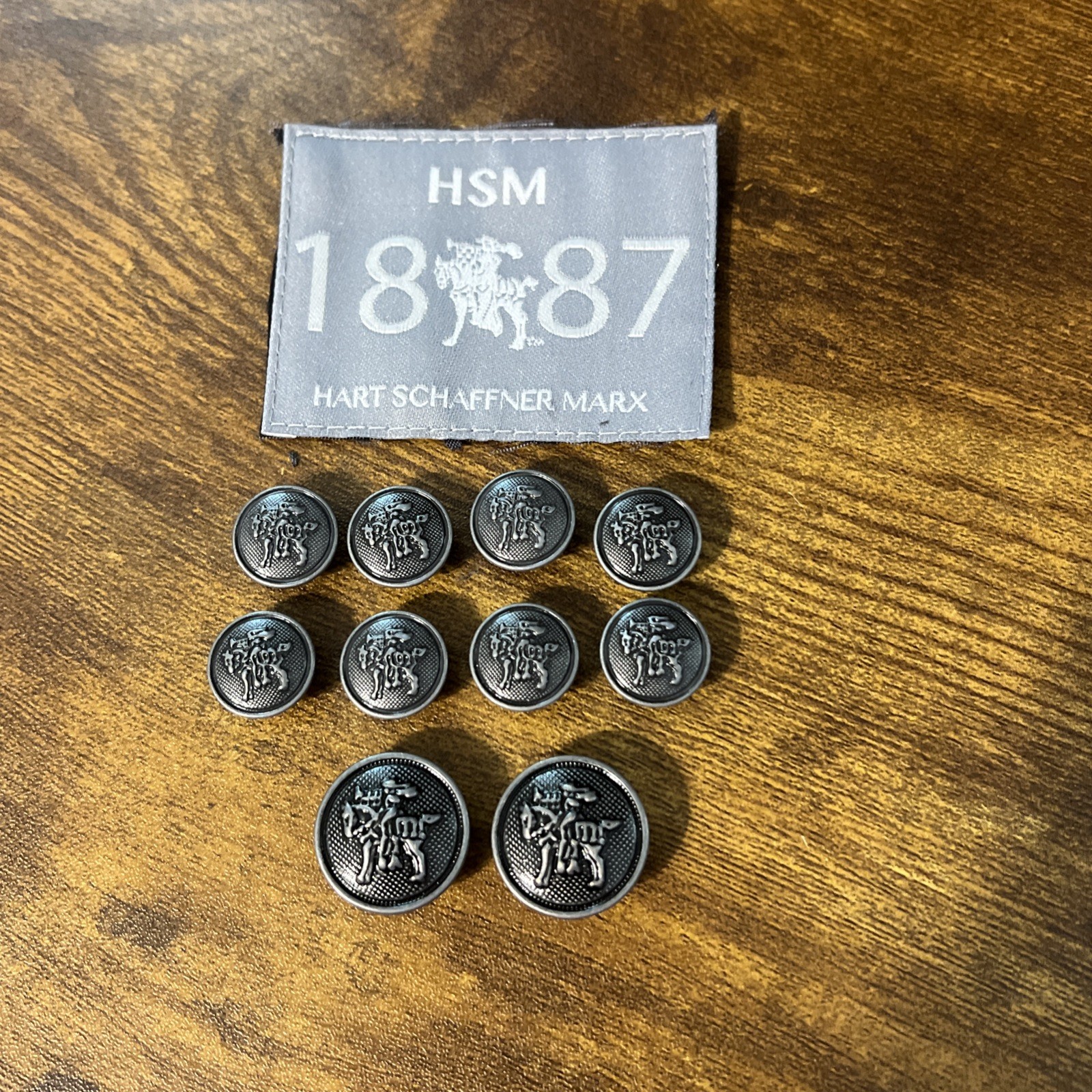 Hart Schaffner Marx Replacement Buttons Pewter Gray Knight Logo Lot of 10 Set Hart Schaffner Marx Replacement Buttons Pewter Gray Knight Logo Lot of 10 Set