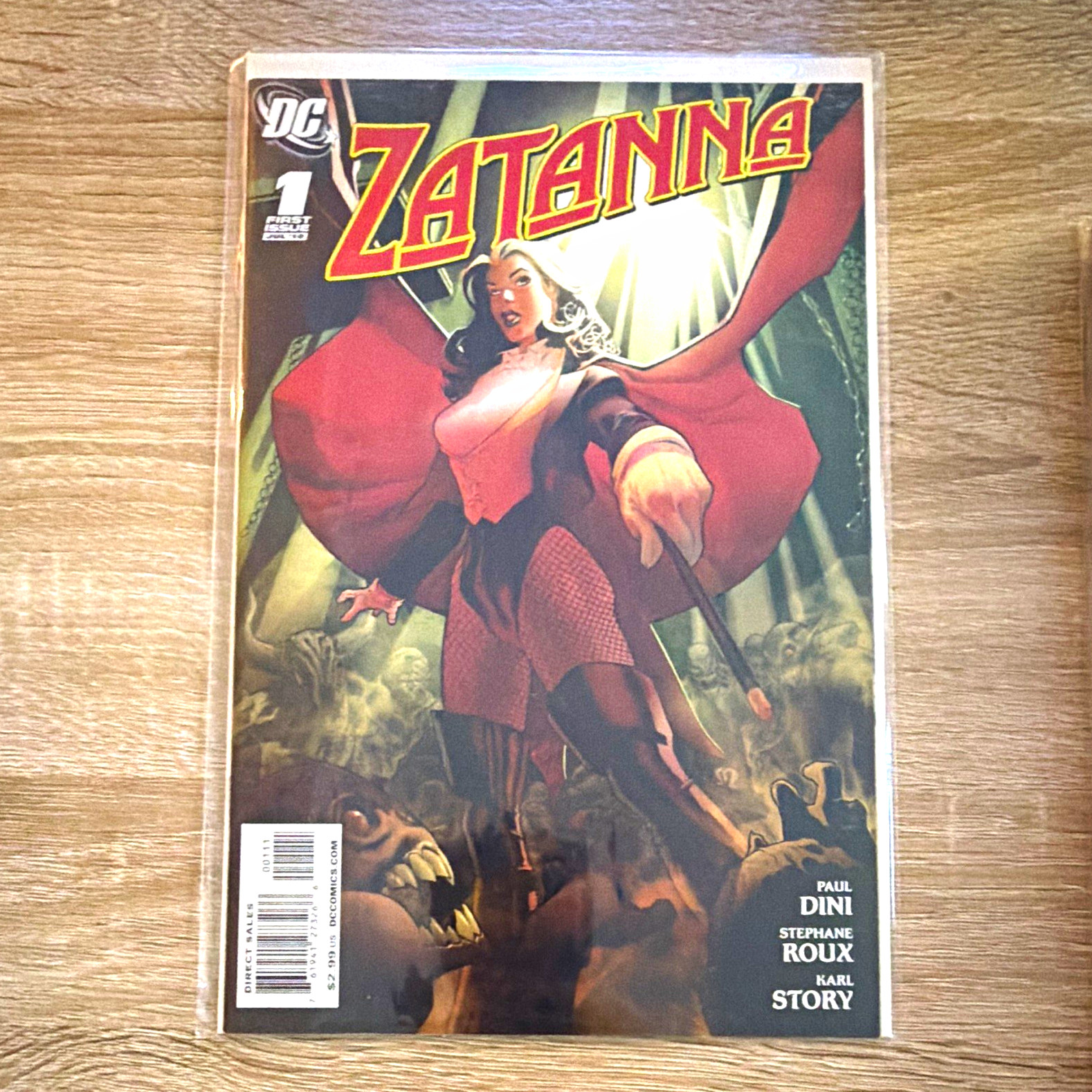 DC Comics Zatanna #1 First Issue - Paul Dini, Stéphane Roux, Karl Story DC Comics Zatanna #1 First Issue - Paul Dini, Stéphane Roux, Karl Story