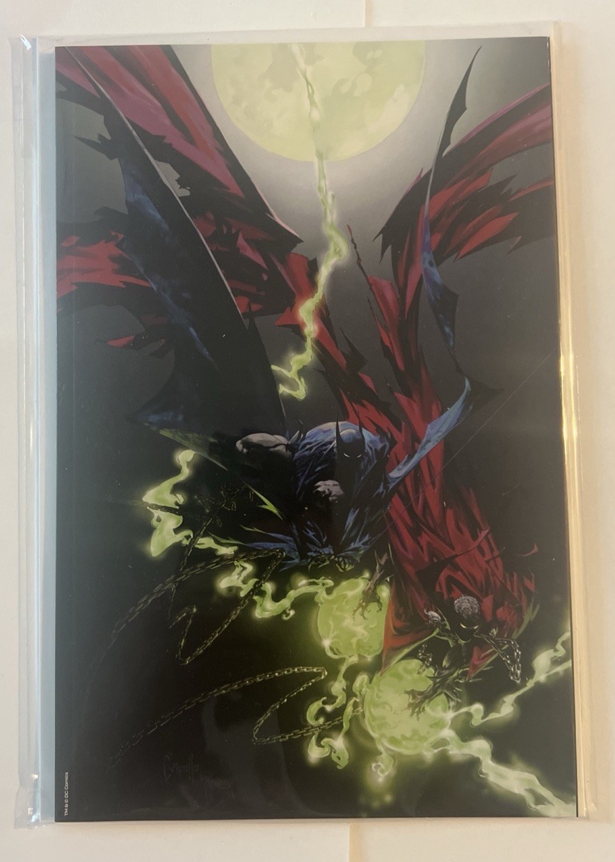 Batman / Spawn #1 (Cvr J Greg Capullo & Todd Mcfarlane Glow In The Dark Var) Batman / Spawn #1 (Cvr J Greg Capullo & Todd Mcfarlane Glow In The Dark Var)