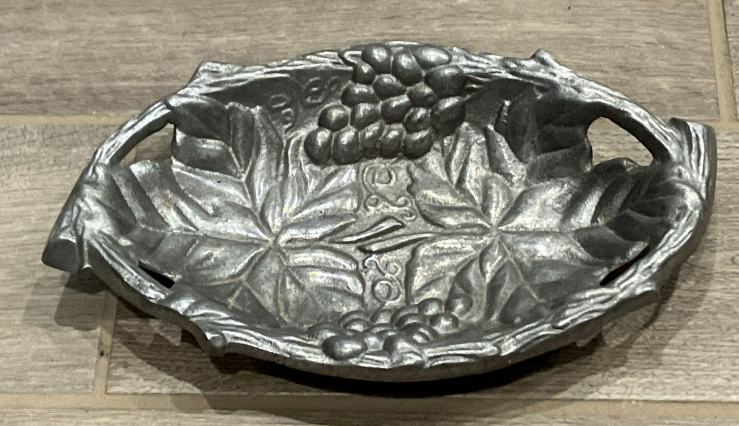 RH Macy Grapes & Leaves Metal Footed Shallow Bowl Serving Kitchen 12.5\