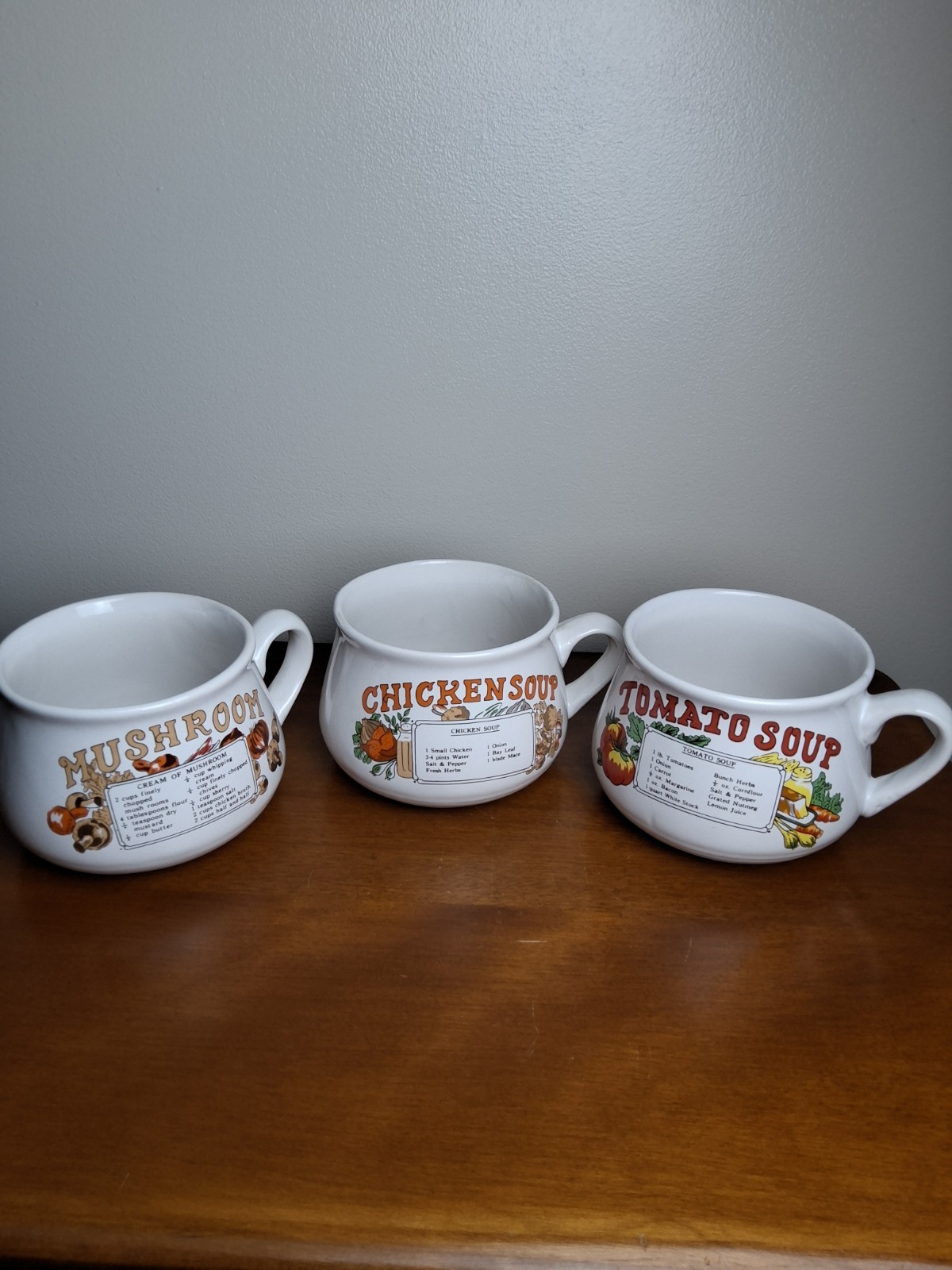 Vintage 1970s Ceramic Recipe Soup Mugs - Set of 3 (Excellent Condition) Vintage 1970s Ceramic Recipe Soup Mugs - Set of 3 (Excellent Condition)