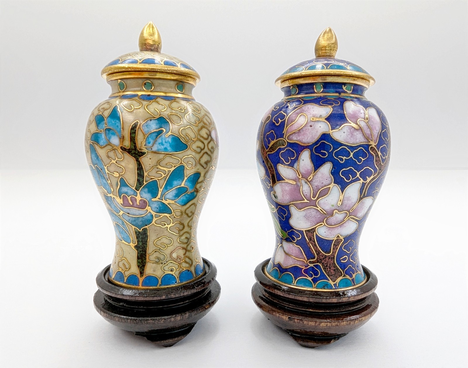 Vintage Chinese Cloisonne Miniature Lidded Jars Pair Floral Enamel Urns Tiny Vintage Chinese Cloisonne Miniature Lidded Jars Pair Floral Enamel Urns Tiny