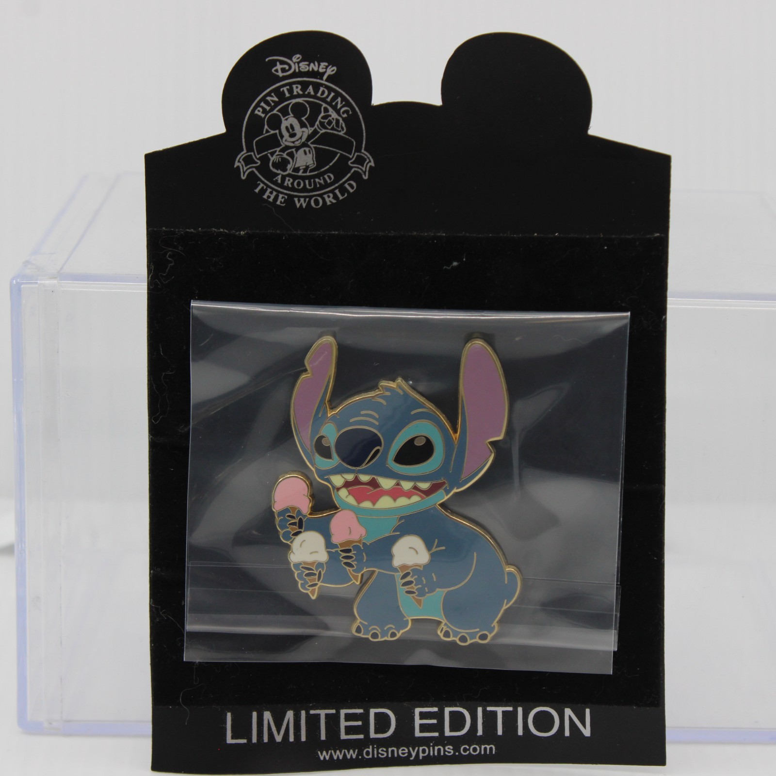 B5 Disney Store Shopping Pin LE Stitch Vacation Holding 4 Ice Cream Cones B5 Disney Store Shopping Pin LE Stitch Vacation Holding 4 Ice Cream Cones