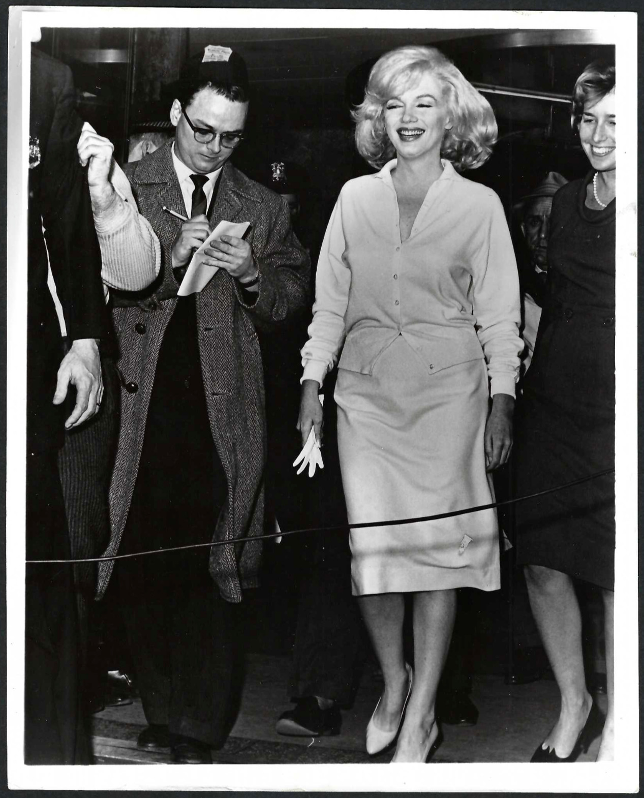 MARILYN MONROE VINTAGE ORIGINAL PHOTO HOLLYWOOD ICONIC ACTRESS AMAZING ELEGANT MARILYN MONROE VINTAGE ORIGINAL PHOTO HOLLYWOOD ICONIC ACTRESS AMAZING ELEGANT