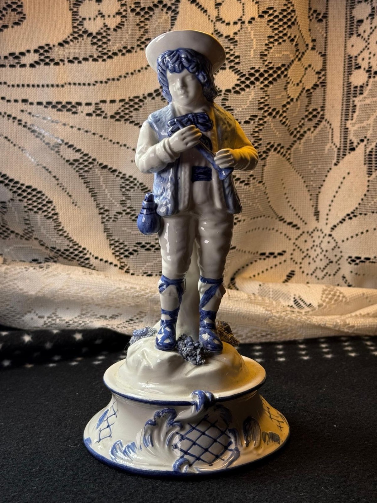 A lovely vintage Italian glazed porcelain figurine