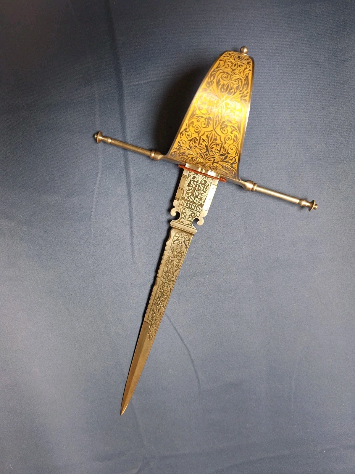 Main Gauche Spanish Revival Knife Dirk Antique Circa 1860 Fabrica De Toledo 16.5
