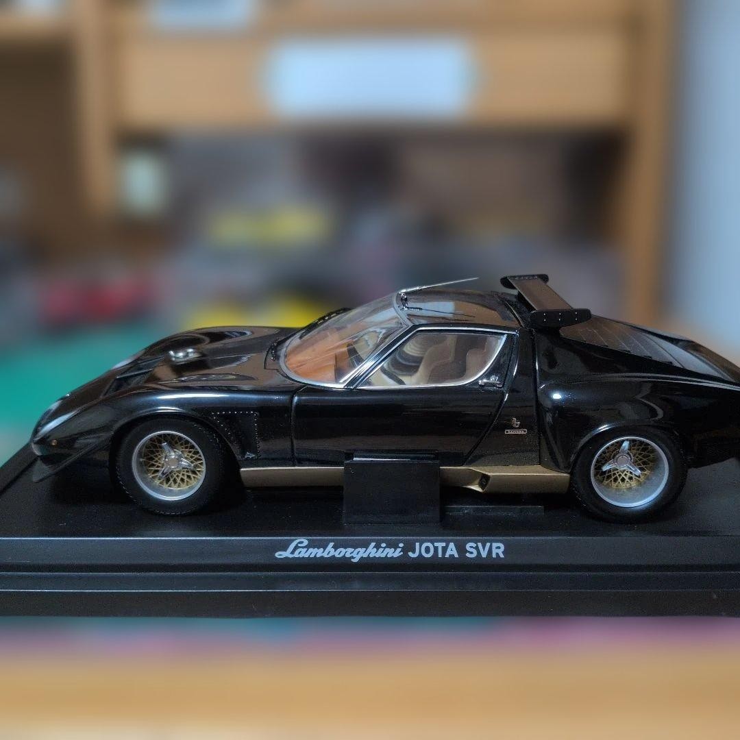 Kyosho 1/18 Lamborghini Miura Rare Collectible Black