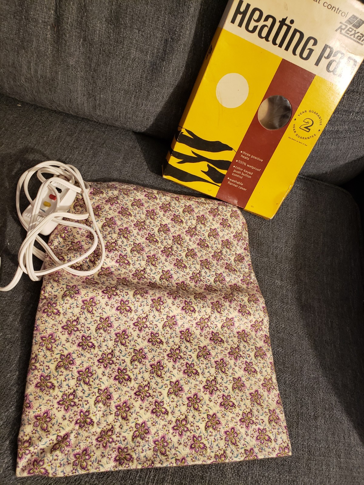Vintage Rexall Heating Pad 1970s Original Box Little If Any Use Purple Pattern