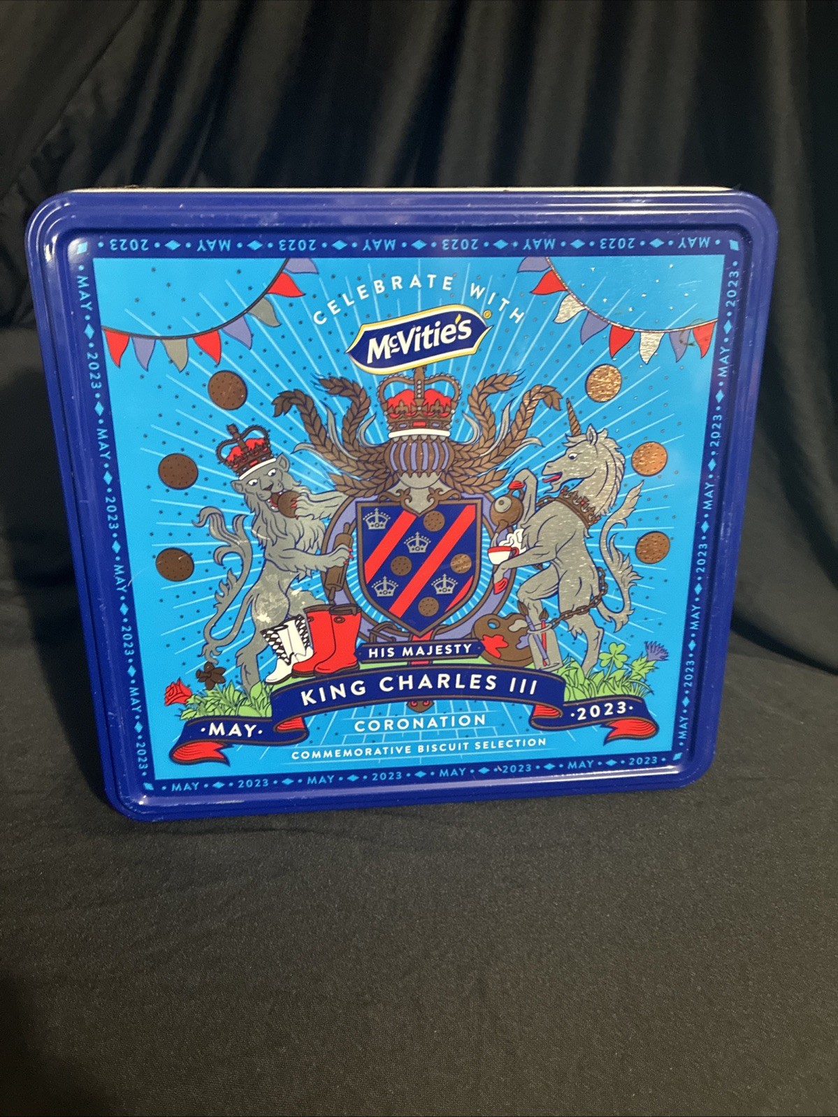 May 2023 KING CHARLES lll McVITIES BISCUIT CELEBRATORY TIN May 2023 KING CHARLES lll McVITIES BISCUIT CELEBRATORY TIN