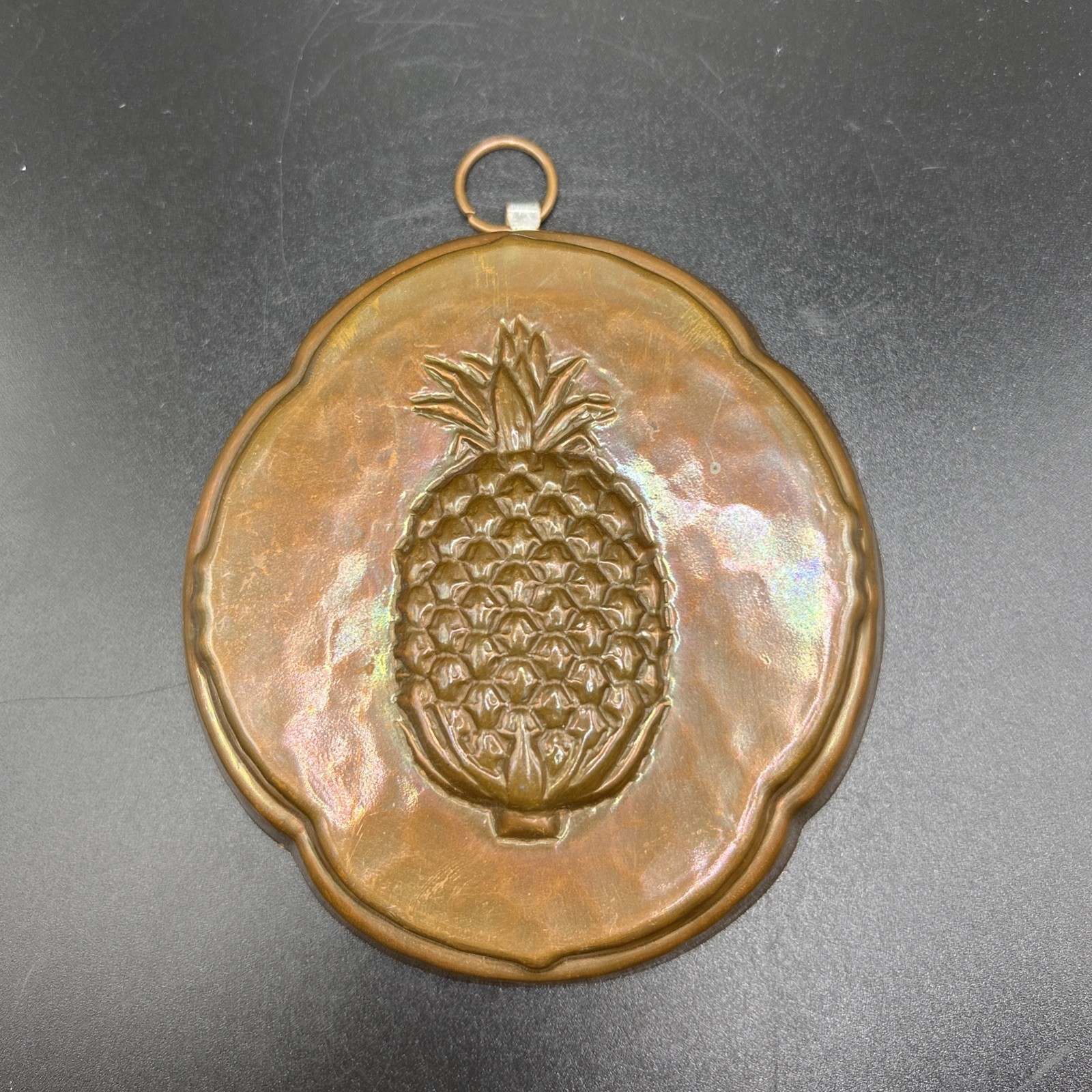 Vintage Hammered Hanging Copper Plated Pineapple mold Vintage Hammered Hanging Copper Plated Pineapple mold
