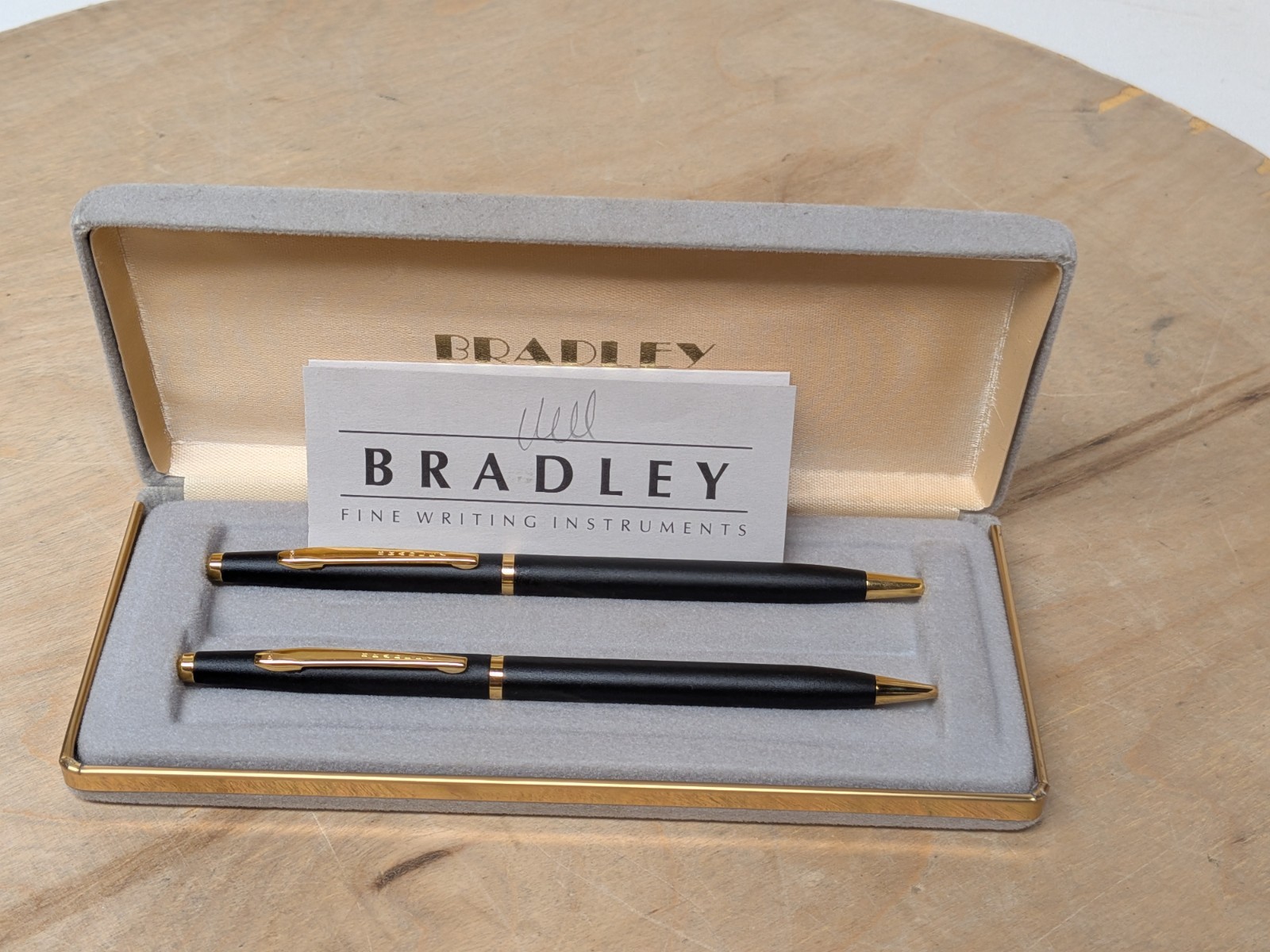 Bradley Black Gold Tone Elegant Pen & Pencil Set With Case Logo