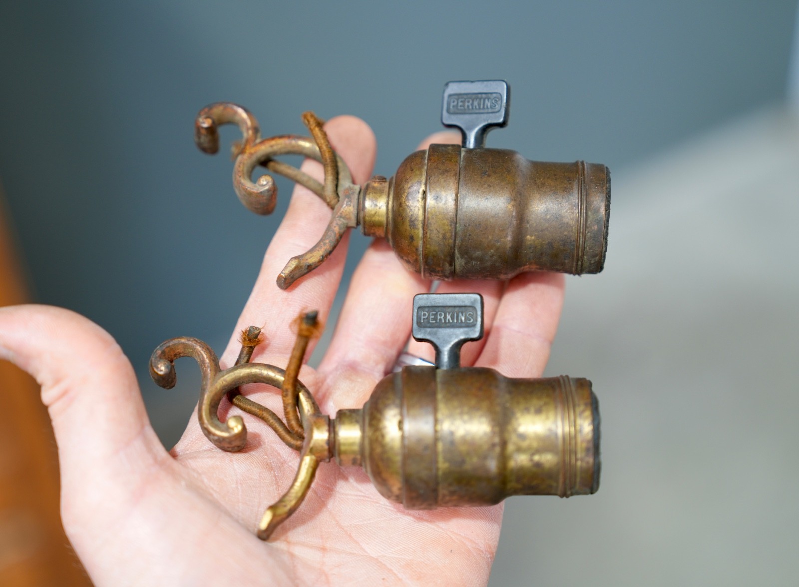 Antique Brass Socket Perkins paddle Switch Industrial light OC White Lamp Era