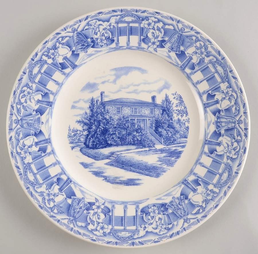 Wedgwood University of Georgia Blue Dinner Plate 10568669
