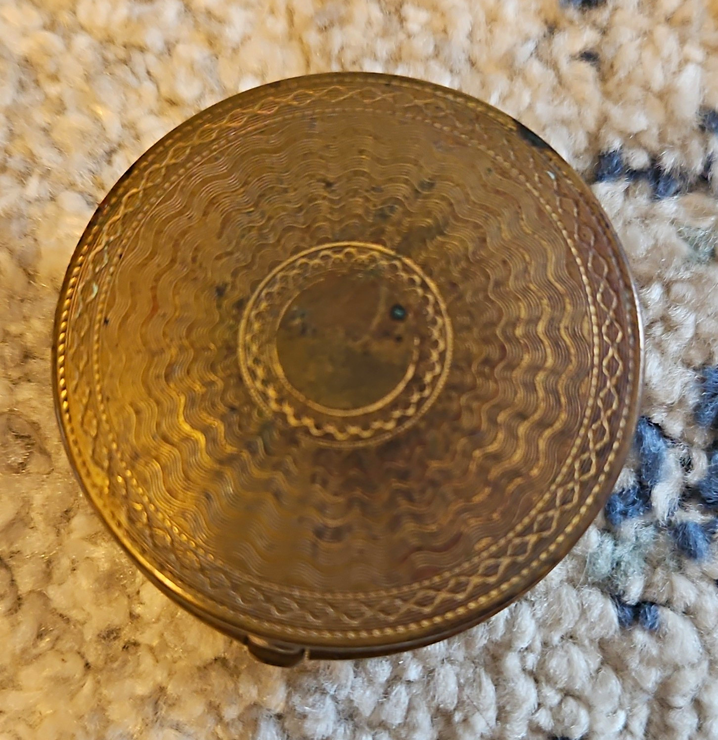 Vintage Stratton Made in England Gold-Tone Round Powder Compact w Mirror