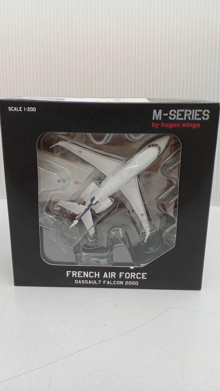 HOGAN WINGS 1/200 Dassault Falcon 2000 Scale Model Aircraft HOGAN WINGS 1/200 Dassault Falcon 2000 Scale Model Aircraft