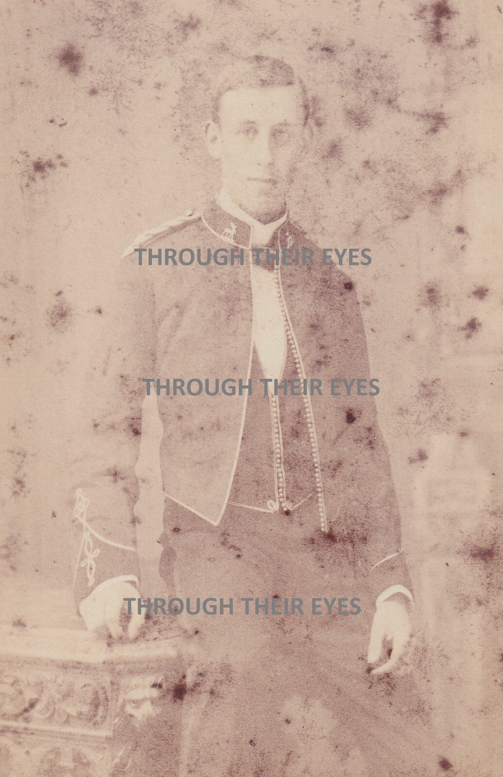 Original Victorian  cabinet card photo Royal Warwickshire Regiment   c1895