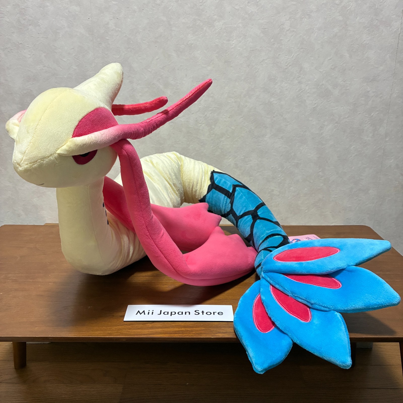 Pokemon Center Original Long Nyoro nyoro Plush doll Milotic 53.14\