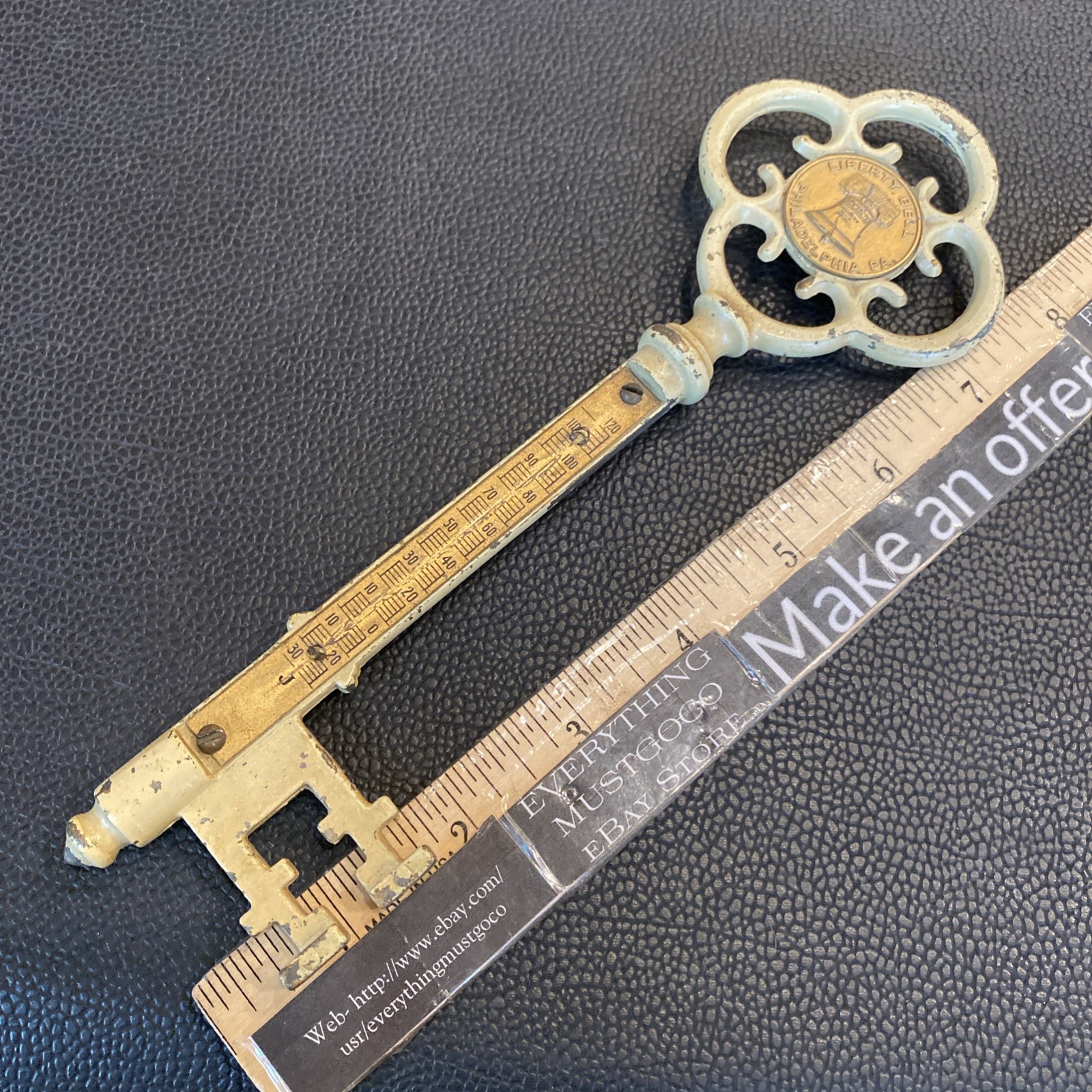 1925 LIBERTY BELL Philadelphia PA Key To The City THERMOMETER Souvenir ANTIQUE