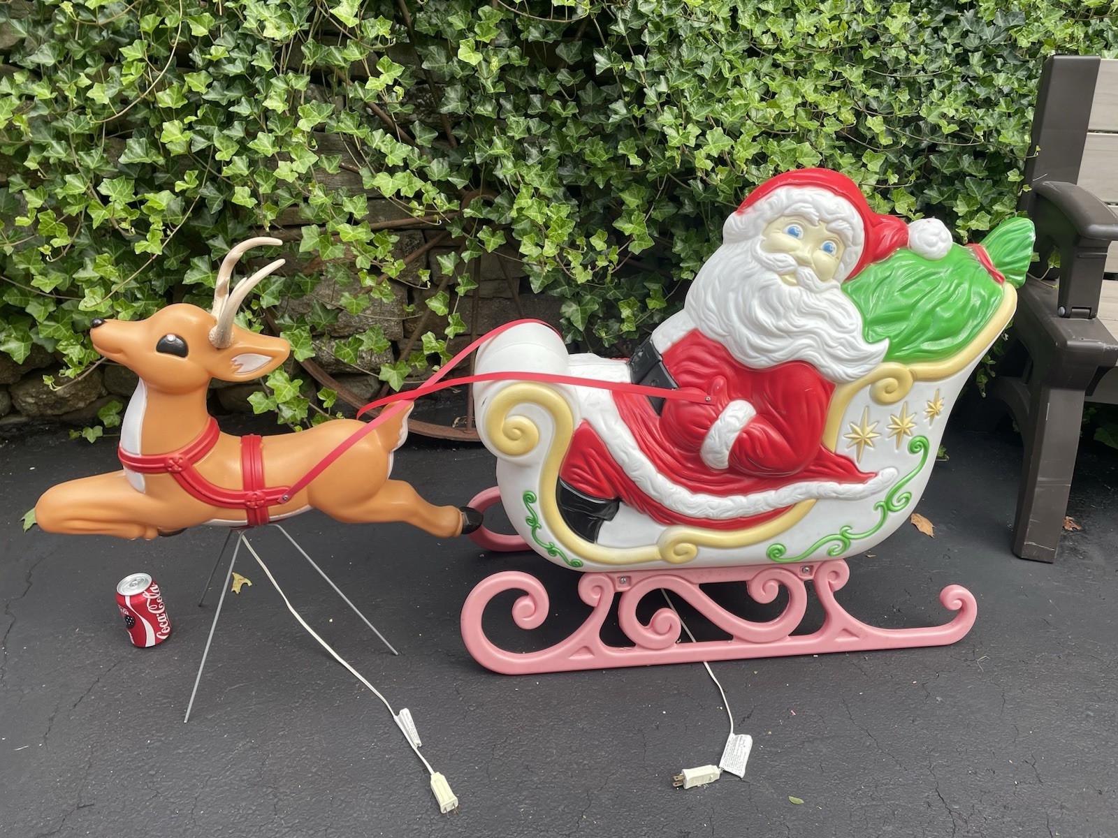 Vtg Grand Venture Santa & Sleigh W/ 1 Reindeer Lighted Blow Mold Nice Shape Vtg Grand Venture Santa & Sleigh W/ 1 Reindeer Lighted Blow Mold Nice Shape