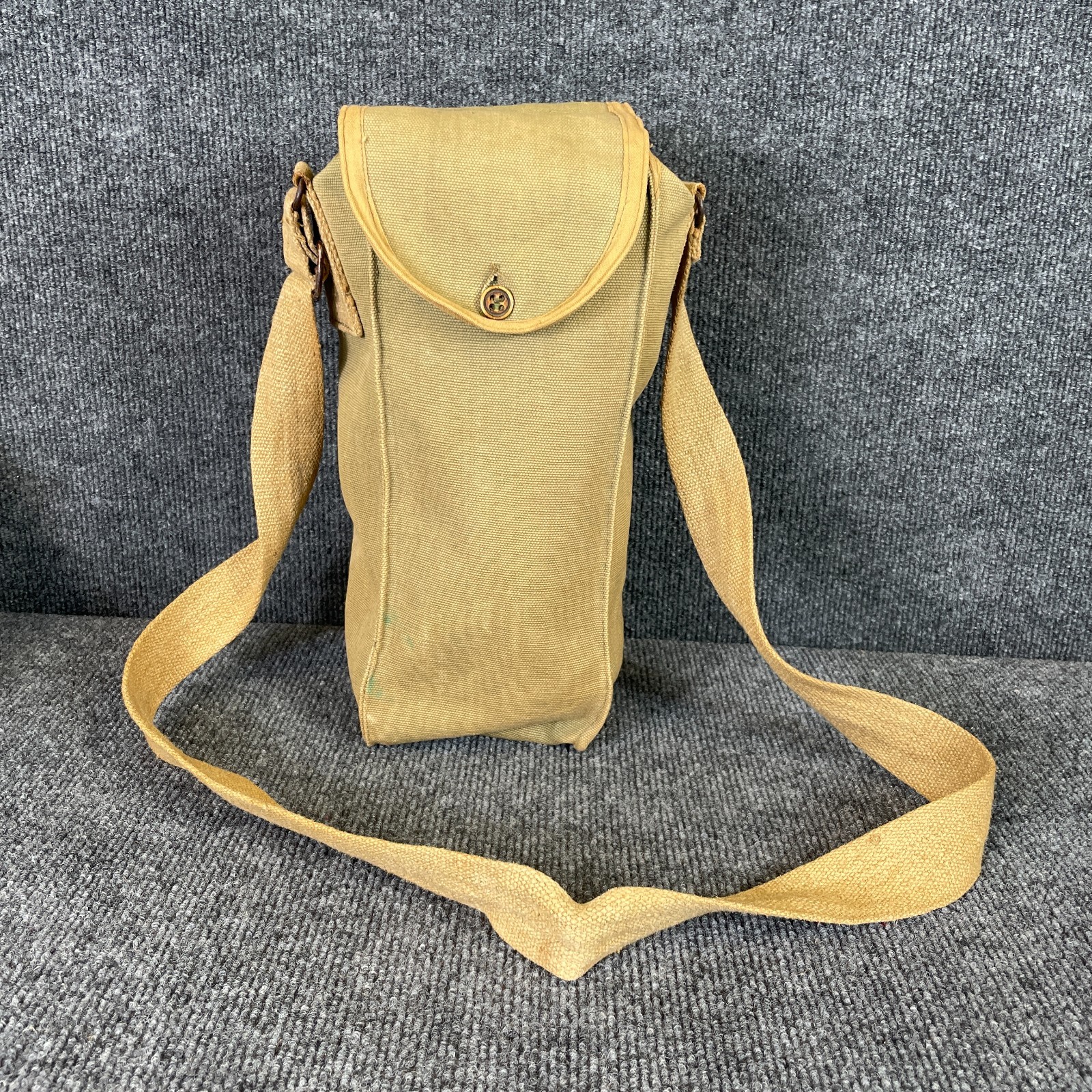 WW2 1940 French Army Over the Shoulder Bag Button Top Flap LFV Vintage Military WW2 1940 French Army Over the Shoulder Bag Button Top Flap LFV Vintage Military
