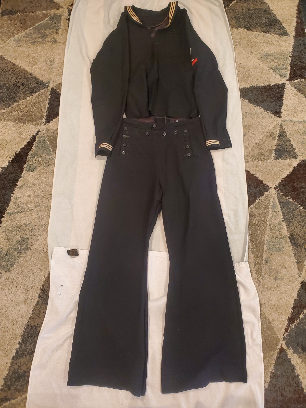 Vintage US Navy WWII Sailor Cracker Jack Uniform Shirt  Pants  Mens Blue Wool