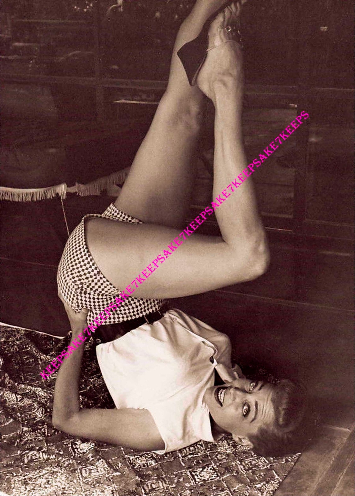 1940s-50s ACTRESS MARIE WINDSOR VERY LEGGY FEMME FATALE 5x7 PHOTO BA-MWIN30