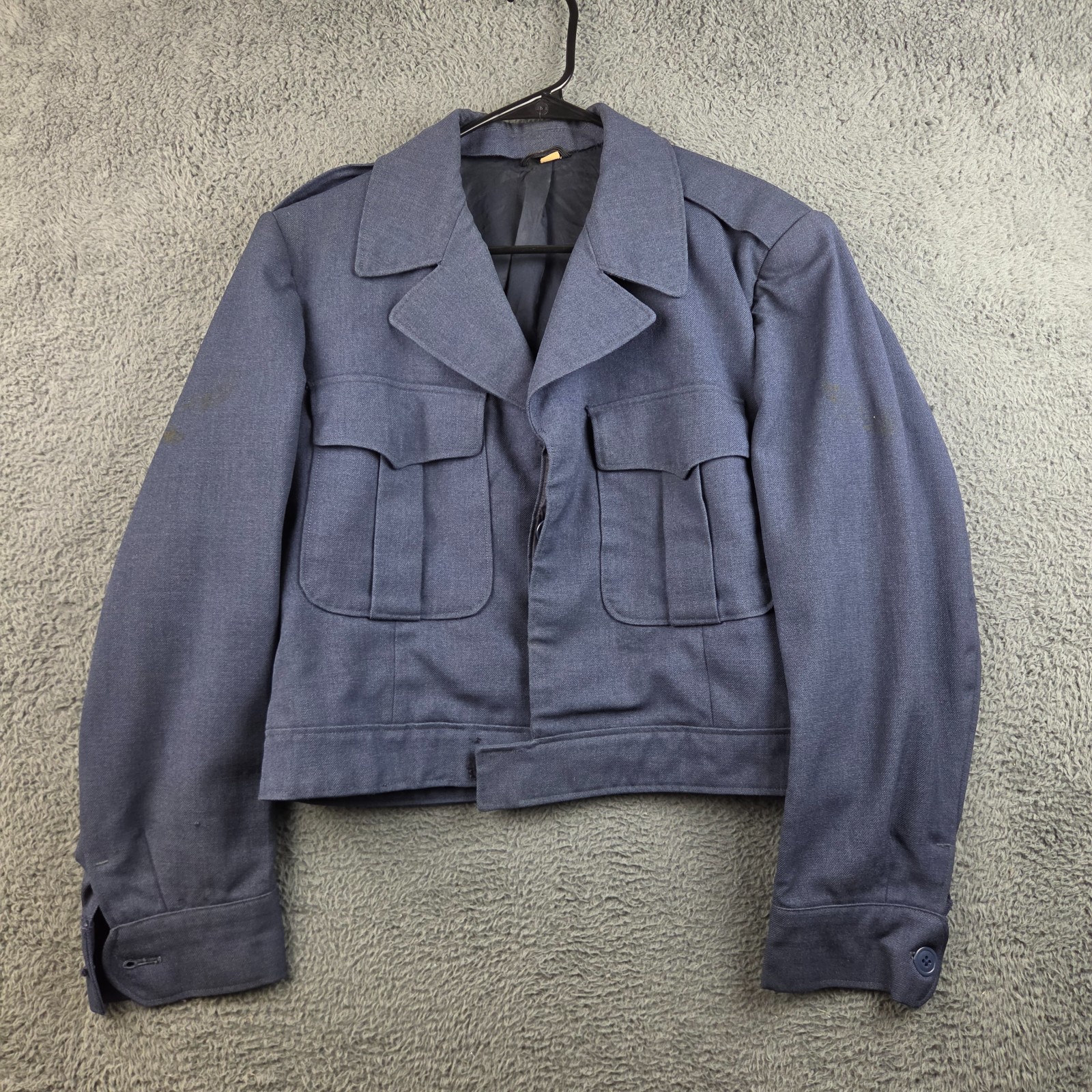 Vintage 1951 USAF Blue 84 Wool Ike Jacket 39R Korean War Wells Clothes Military Vintage 1951 USAF Blue 84 Wool Ike Jacket 39R Korean War Wells Clothes Military